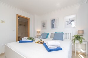 4 Schlafzimmer, Bügeleisen/Bügelbrett, kostenloses WLAN, Bettwäsche