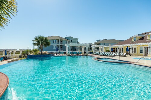 Dog-friendly condo with Gulf views, Beach Club access & plenty of space