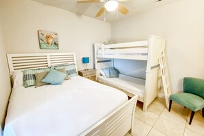 2 bedrooms, desk, iron/ironing board, WiFi