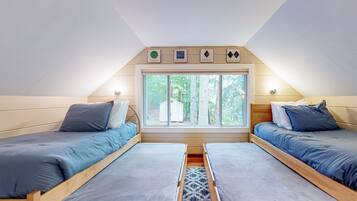 3 bedrooms, WiFi, bed sheets