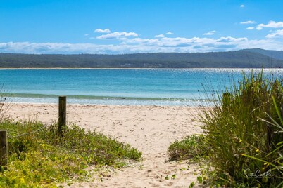 Gorgeous Beach House - End of Summer Deals!