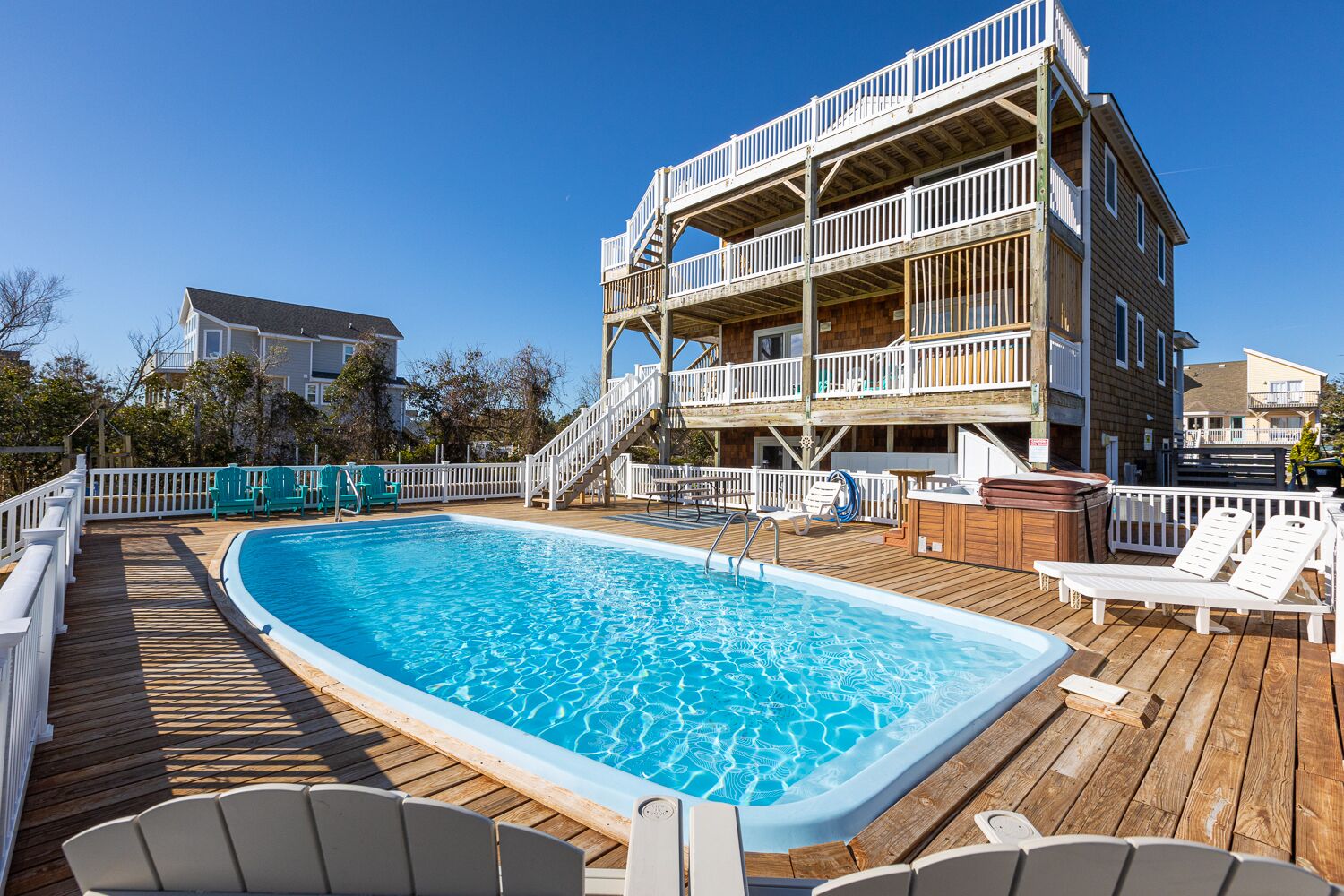 Beautiful, Updated, Corolla Home; 5 mins to Beach, Pool, 2 Hot Tubs, Game Room