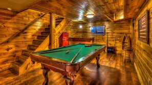 House, 4 Bedrooms | Game room