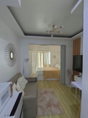 1 chambre, bureau, fer et planche à repasser, Wi-Fi gratuit