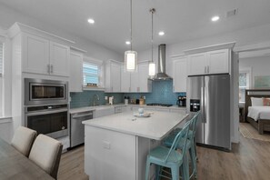 Fridge, microwave, dishwasher, coffee/tea maker