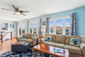 TV - Private Pool, Hot Tub! Entertainment Area! Tiki Bar (Corolla)