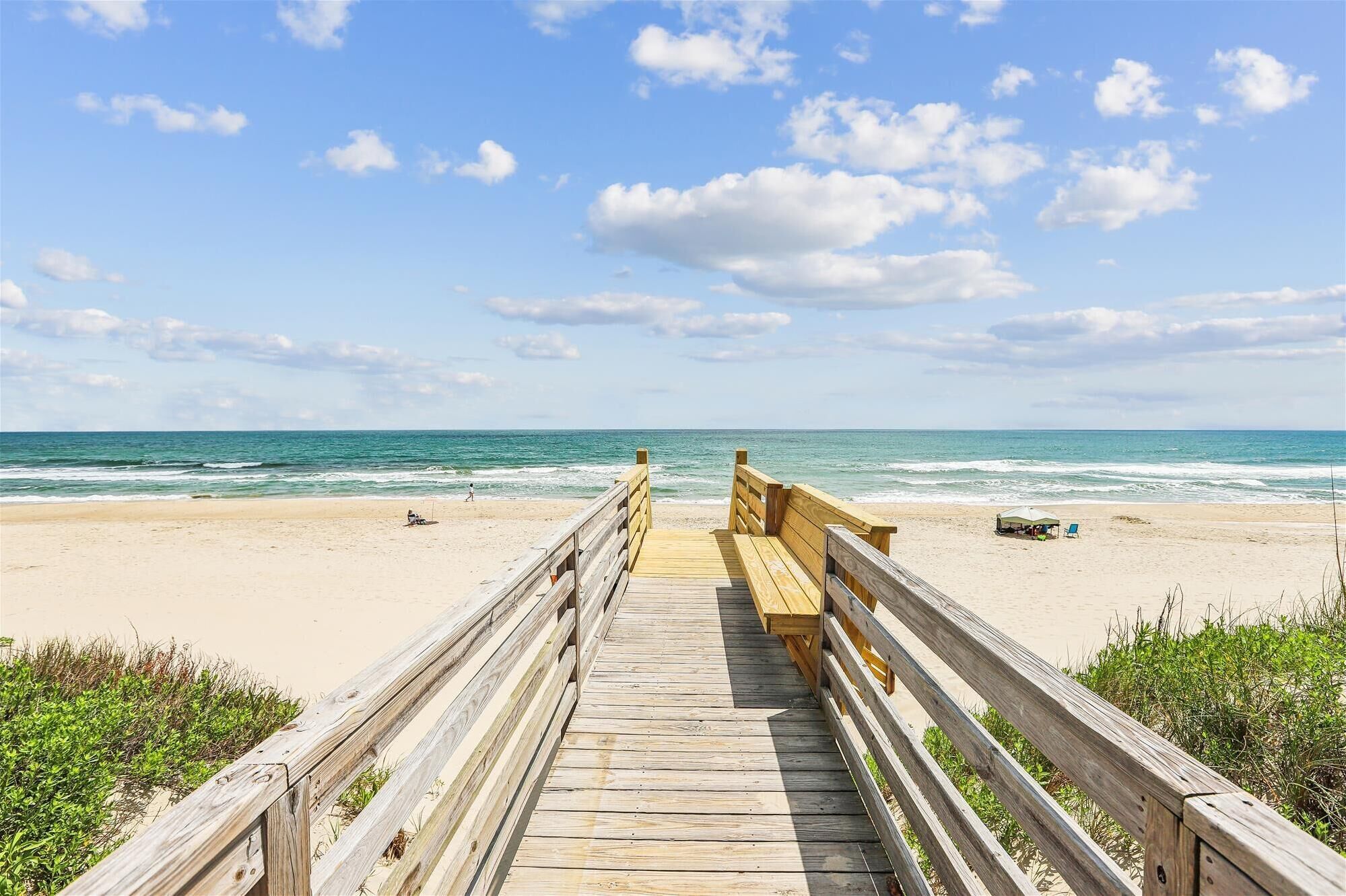 Una spiaggia nelle vicinanze