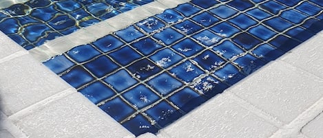 Kolam renang terbuka