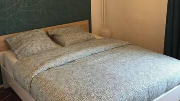 2 chambres, bureau, fer et planche à repasser, Wi-Fi gratuit