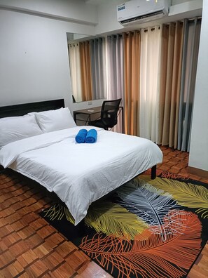 1 slaapkamer, een bureau, gratis wifi, beddengoed