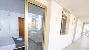 2 多间卧室、WiFi、床单