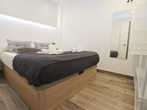 1 室のベッドルーム、WiFi、ベッドシーツ