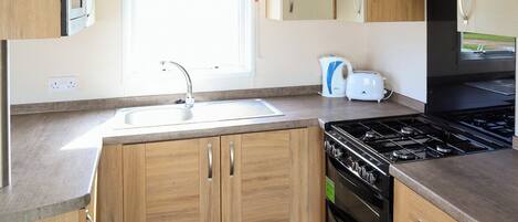 Fridge, oven, stovetop, toaster