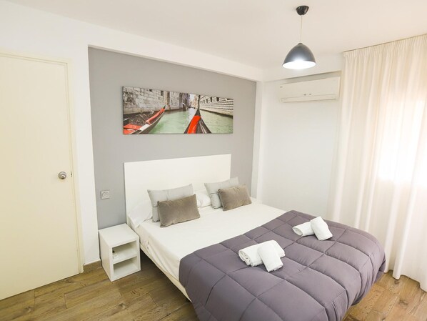 2 bedrooms, WiFi, bed sheets