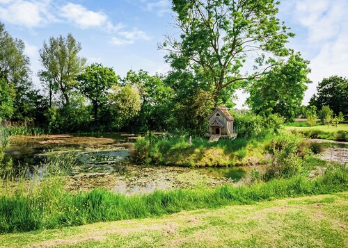 3 bedroom accommodation in Flaxton