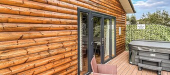 3 bedroom accommodation in Flaxton