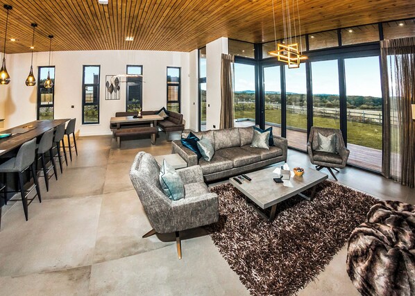 Living area - Three bed lodge with two king-size beds and one twin (king by arrangement). (Nottingham)