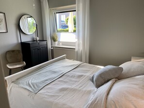 1 Schlafzimmer, Bügeleisen/Bügelbrett, kostenloses WLAN