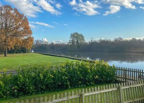 Property grounds - Our premier cottage, with stunning views up and down the River Yare. (Brundall, Norwich)