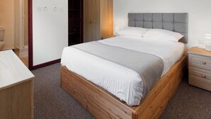 1 bedroom - Cottage with one double. (St Clears)