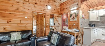 Squirrel Log Cabin 4