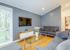 Living area - 2 bedroom accommodation in Haddon (Haddon)