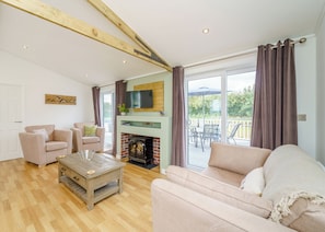 Living area - 2 bedroom accommodation in Tetchill (Tetchill)