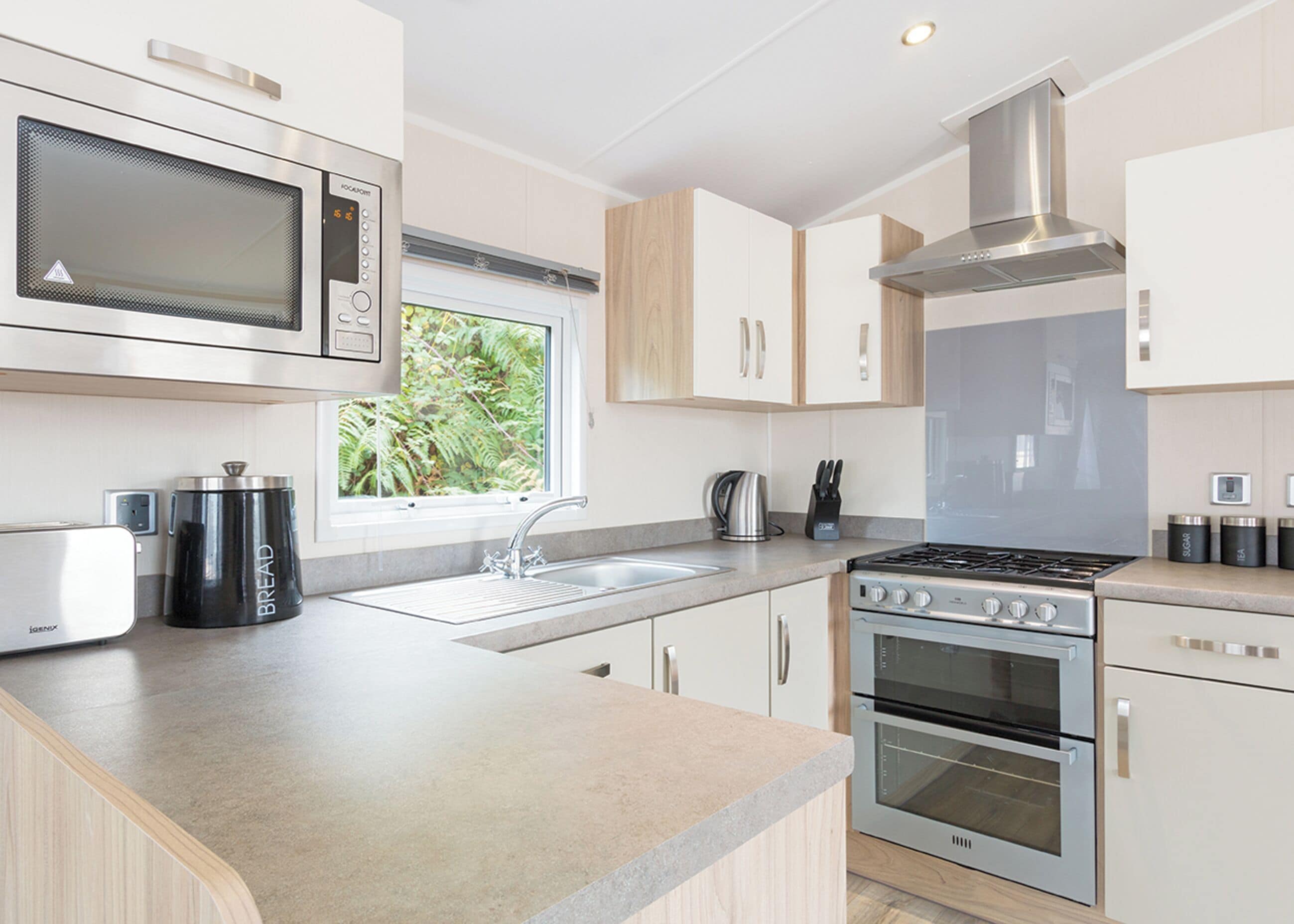 Fridge, oven, stovetop, toaster