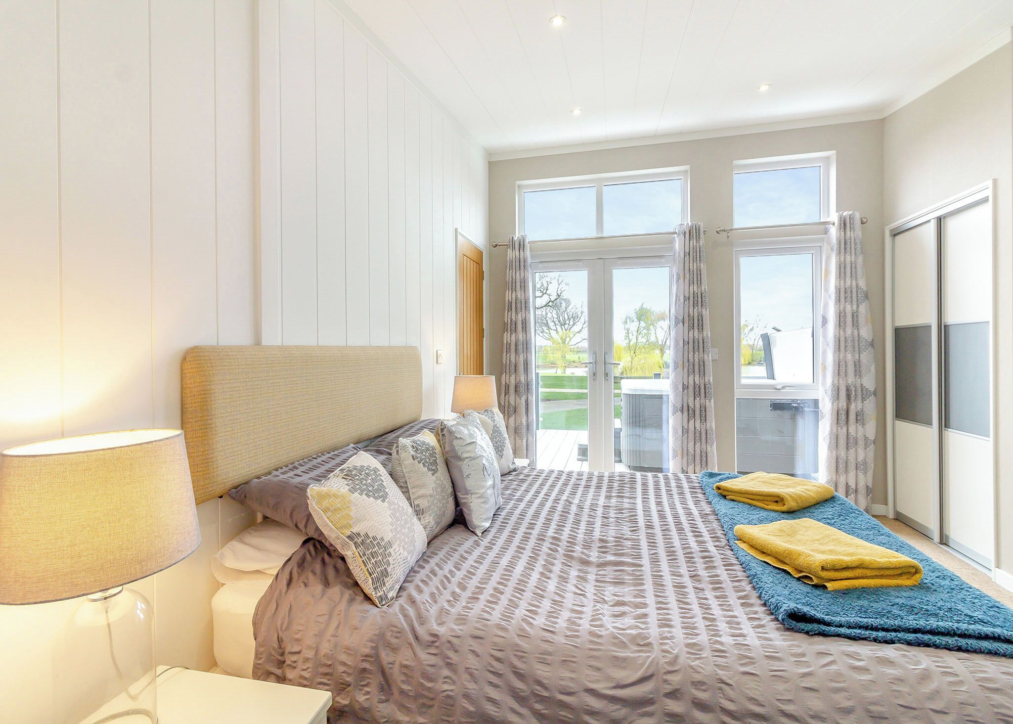 2 bedrooms
