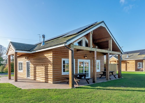 4 bedroom accommodation in Hornsea