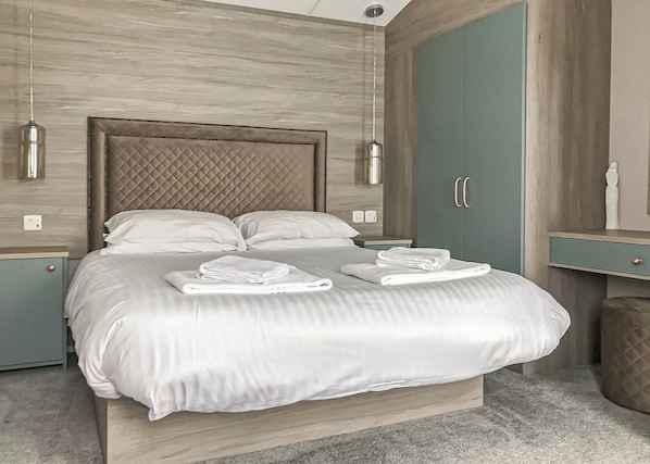 2 bedrooms