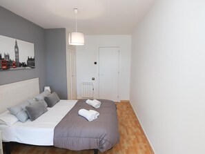 1 bedroom, WiFi, bed sheets, wheelchair access
