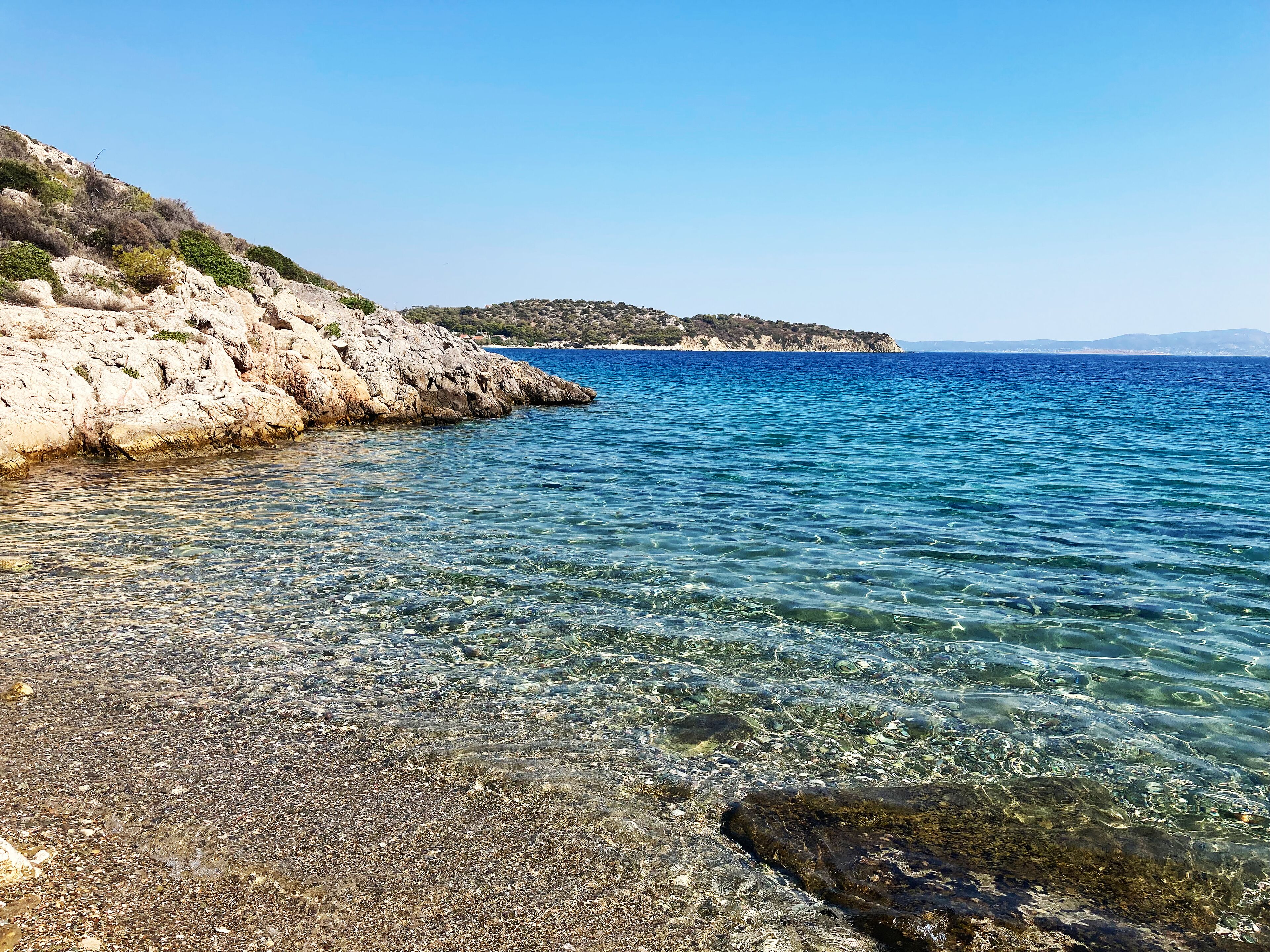 Nära stranden, solstolar och strandhanddukar