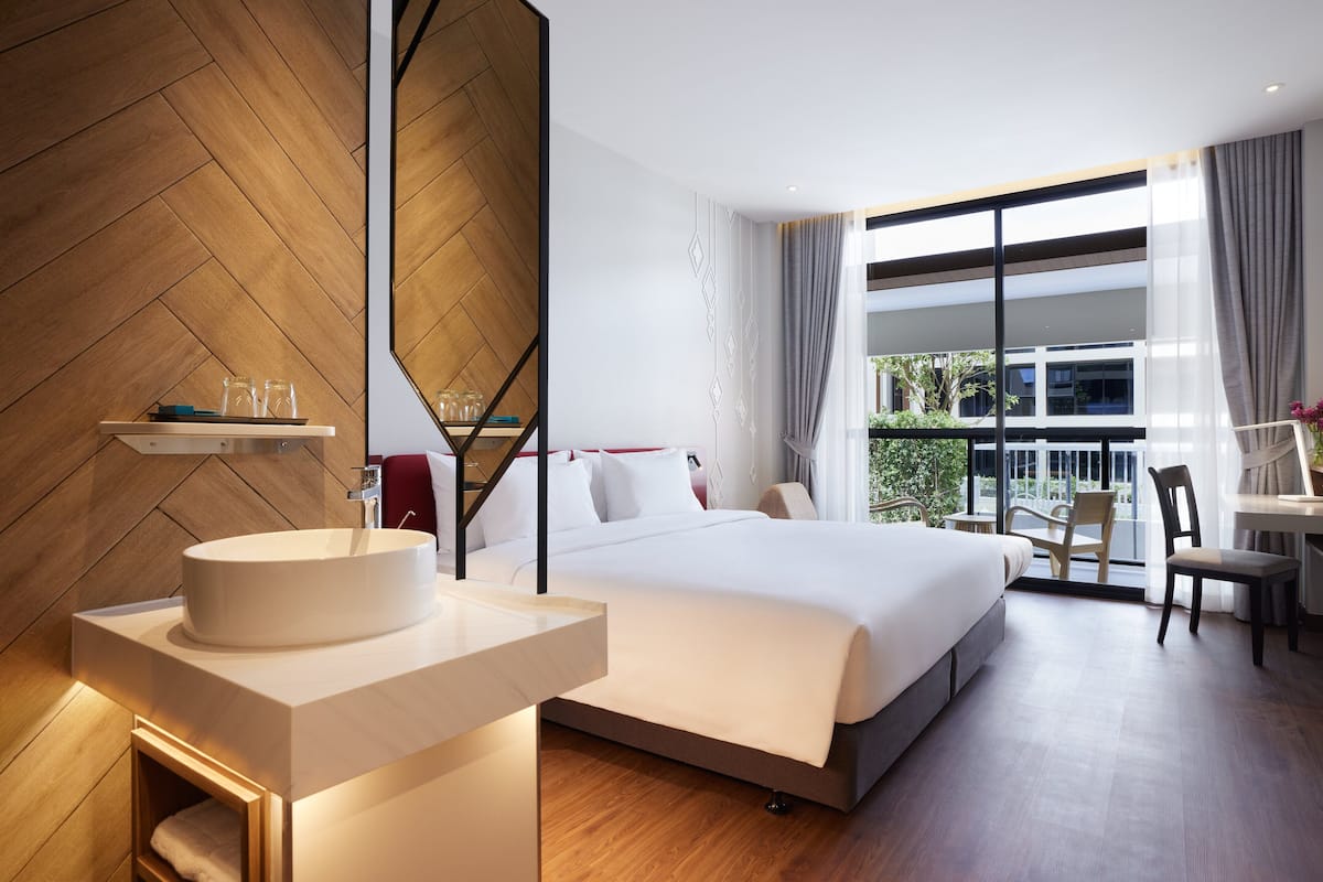1 bedroom, minibar, in-room safe, desk