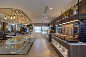 Daily buffet breakfast (THB 250 per person)