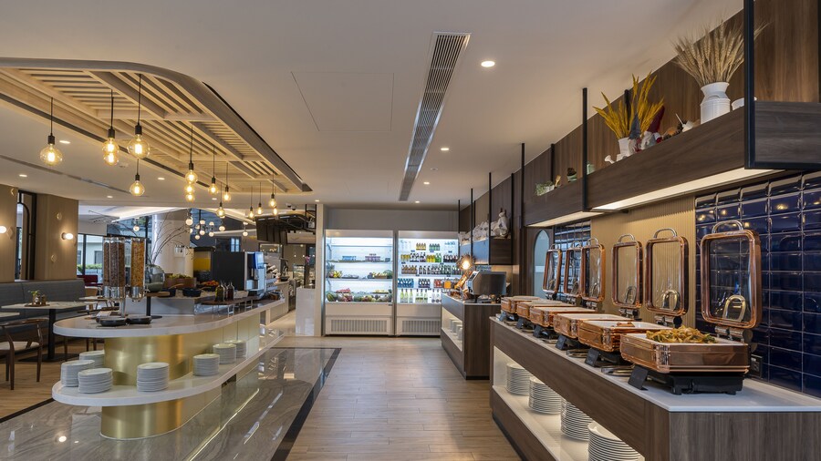 Centara Life Hotel Bangkok Phra Nakhon