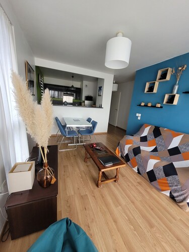 Pleasant apartment with balcony