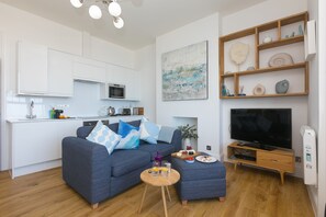 TV - Sea Bre - Sleeps 2 - Sea Views (St Ives)