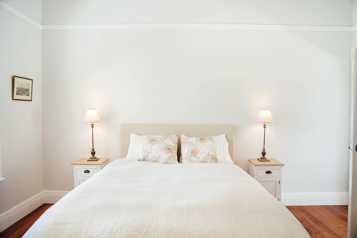 1 bedroom, premium bedding, pillowtop beds, free WiFi