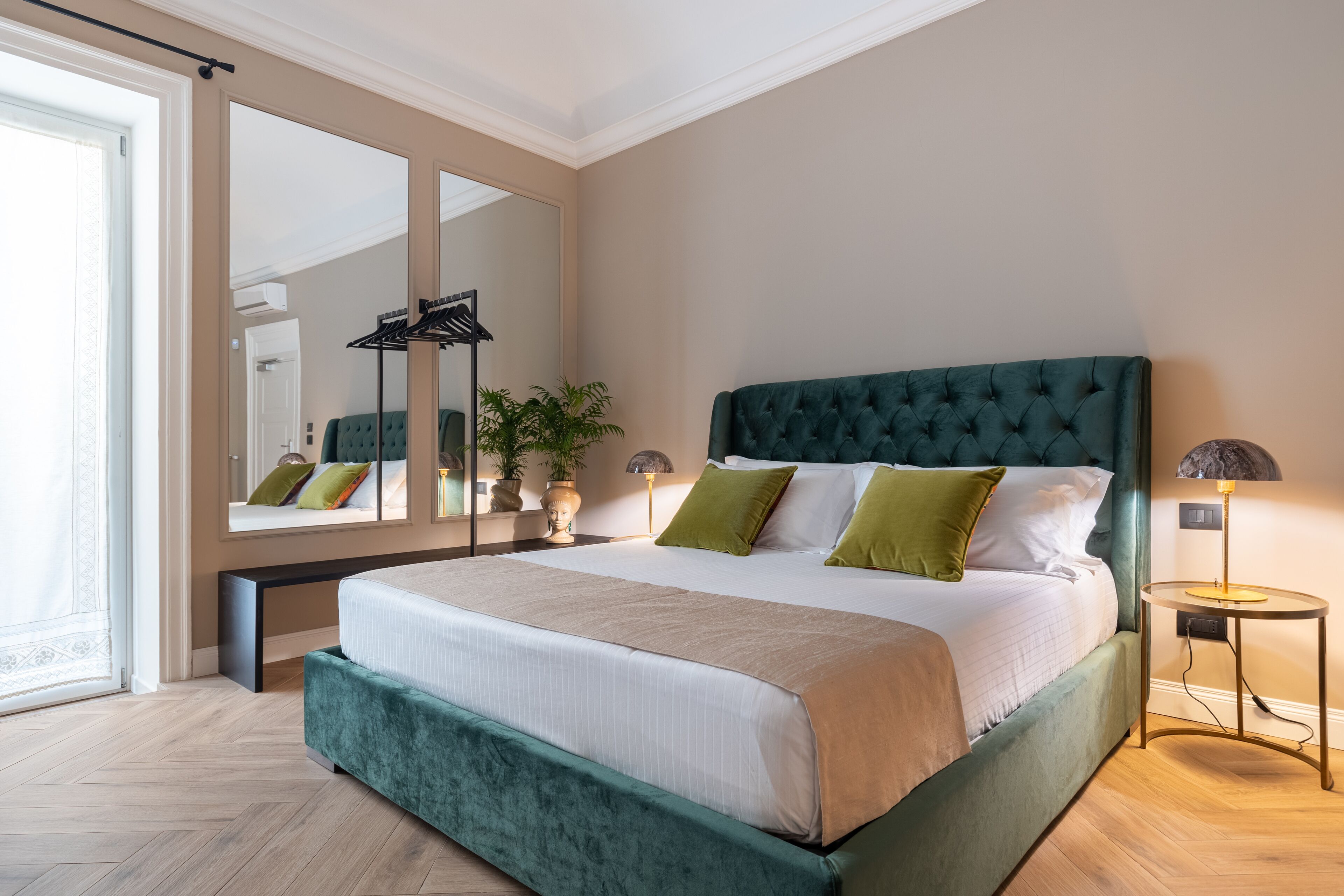 Suite Studio Exclusive