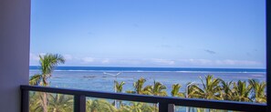 View from property - Seafront Apartment Coral Coast (Korotogo)