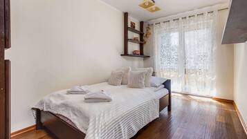 1 Schlafzimmer, Bügeleisen/Bügelbrett, Bettwäsche