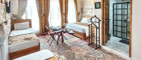 Quarto casal ou duplo superior, 1 quarto, vista para a cidade | Roupas de cama de algodão egípcio, roupas de cama premium