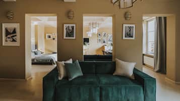 Executive Penthouse (with a view of Wawel) | Individually decorated, individually furnished, blackout drapes