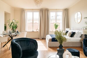 Appartement Ville | Décoration personnalisée, ameublement personnalisé, rideaux occultants