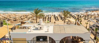 Smaragdine Beach