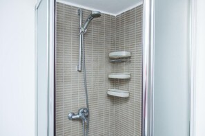 Apartment | Bathroom