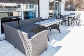 Apartment | Terrace/patio