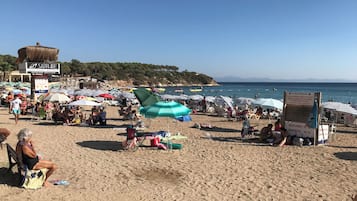 Plage à proximité, sable blanc