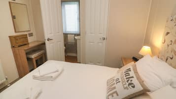 2 habitaciones, decoración personalizada y muebles diferentes